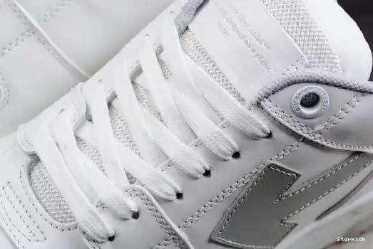 O-W Office Out Sneakers Of Leather Low-top 0520